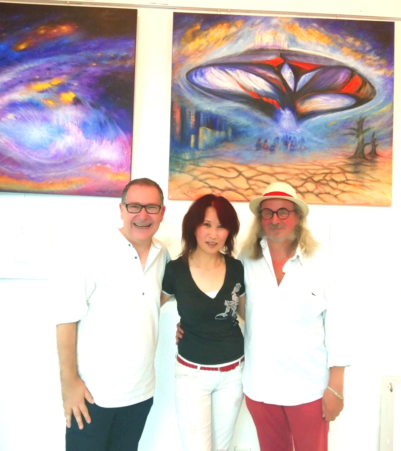 Vernissage zur Ausstellung "Austausch der Kulturen in der ROTEN GALERIE Nürnberg" (Projektkoordinator/Galerist -Michael Ziegler und Heijo Schlein)